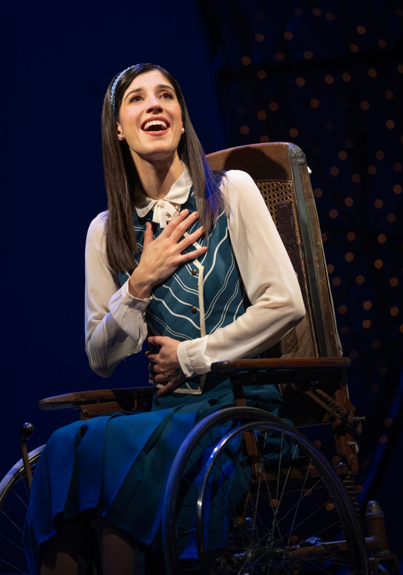 Photos: Mary Kate Morrissey, Alexandra Socha & Donna McKechnie in WICKED  Image